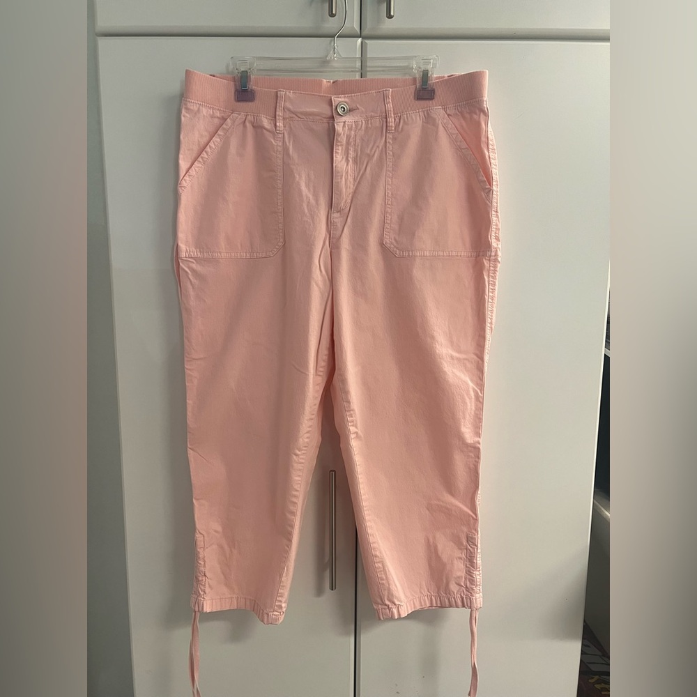 Style & Co. Light Pink Capris Sz 16
